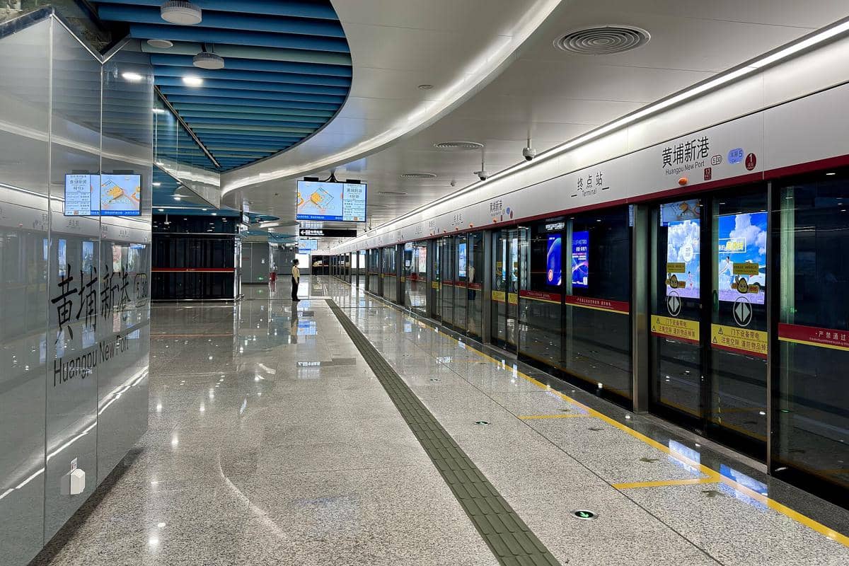 potret stasiun metro di Guangzhou
