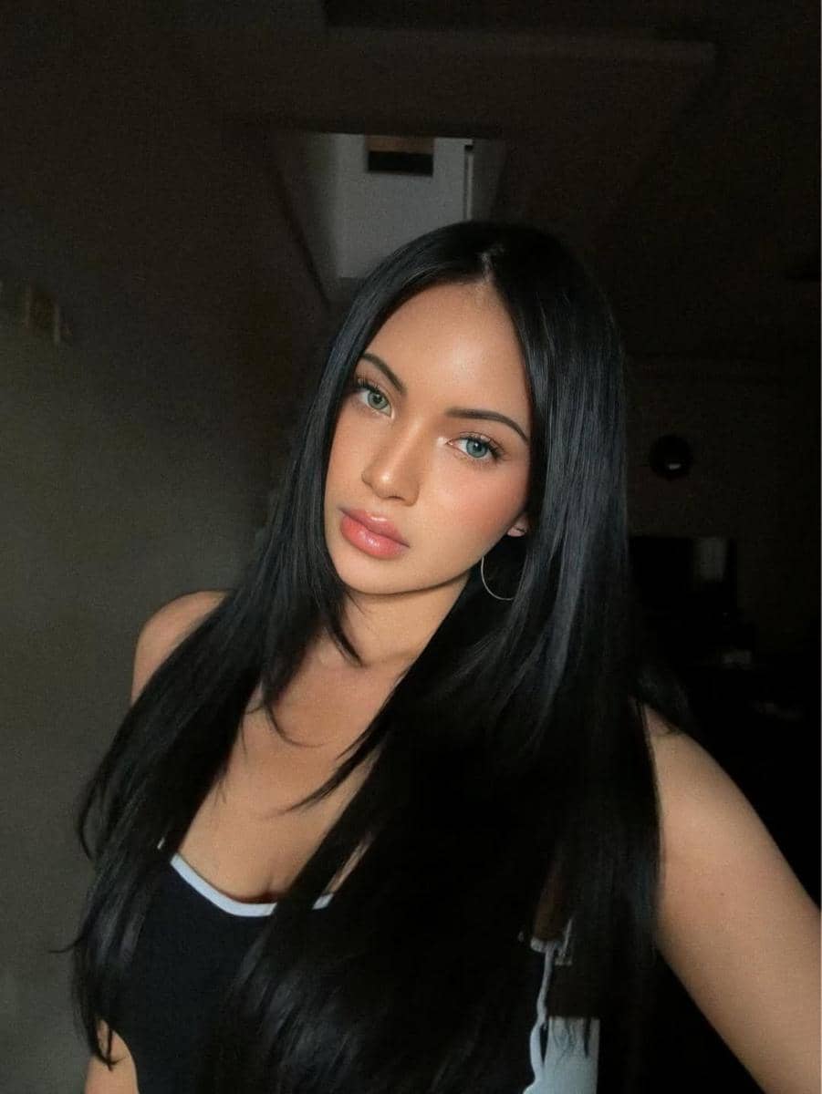 Inspirasi makeup bold ala Ditha Rizky