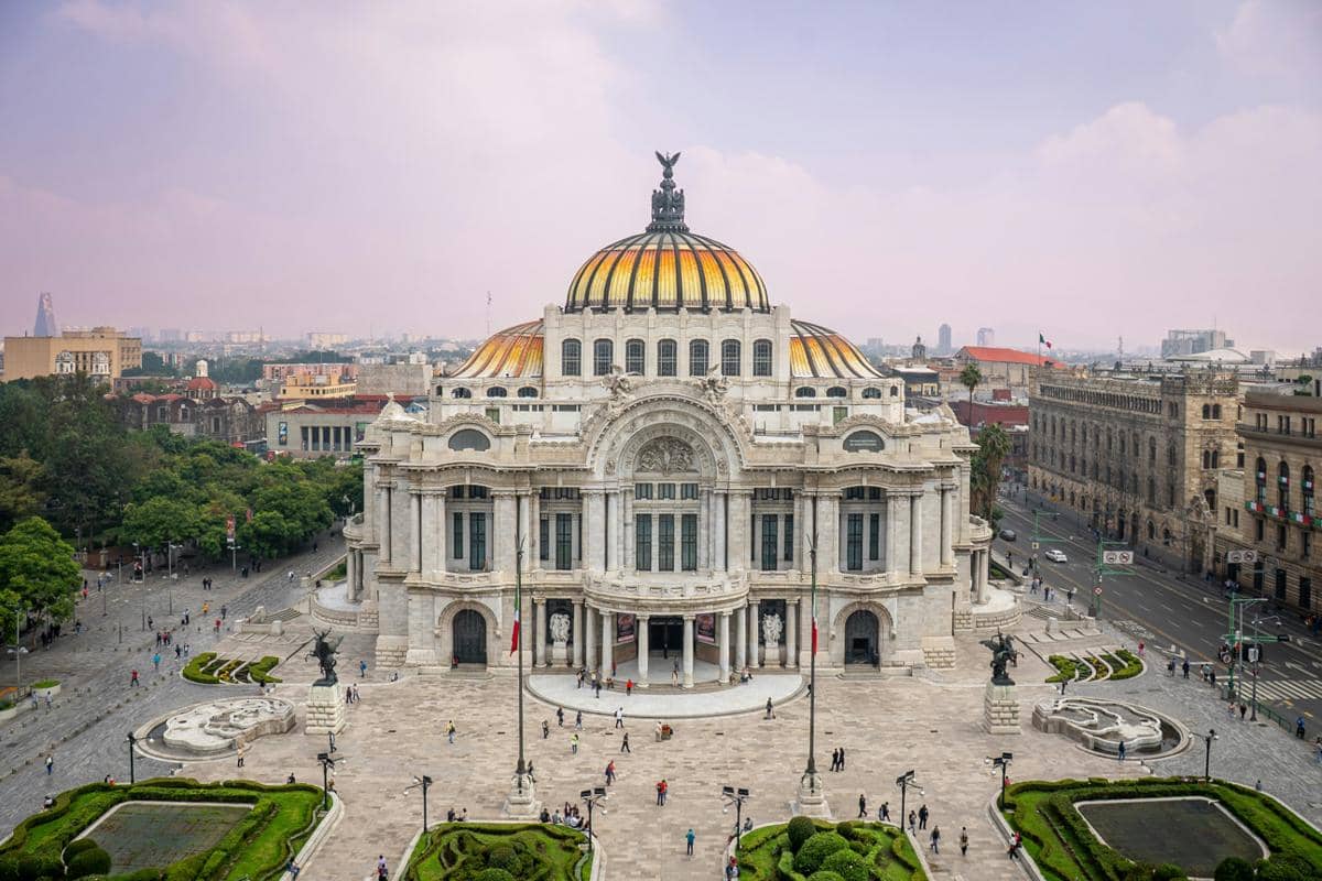 ilustrasi suasana di Mexico City