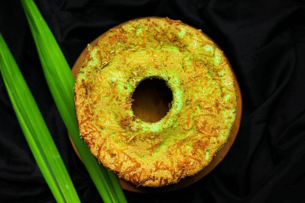 ilustrasi chiffon cake pandan santan
