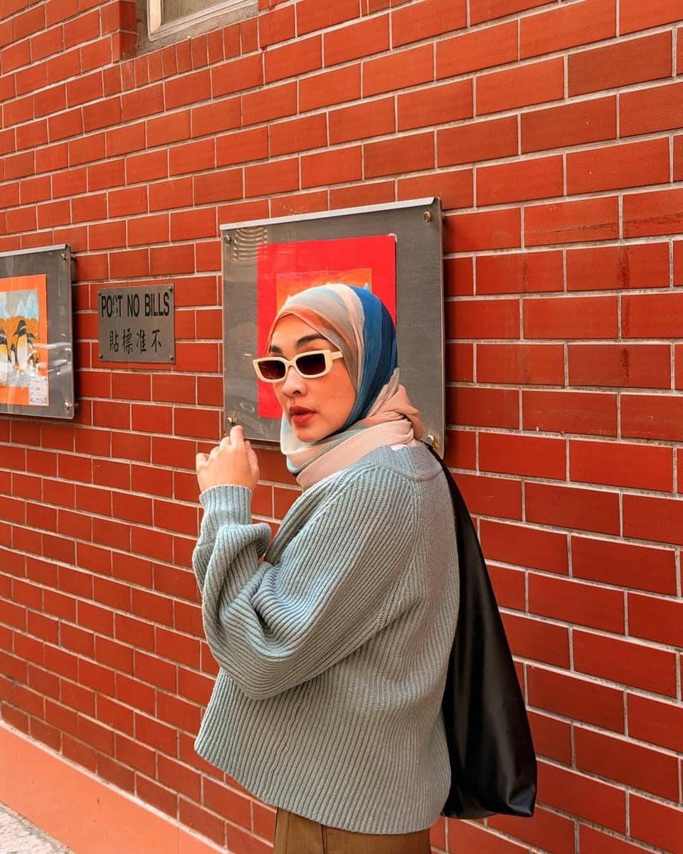 Tika Bravani saat hadir di acara Filmart 2026 di Hong Kong