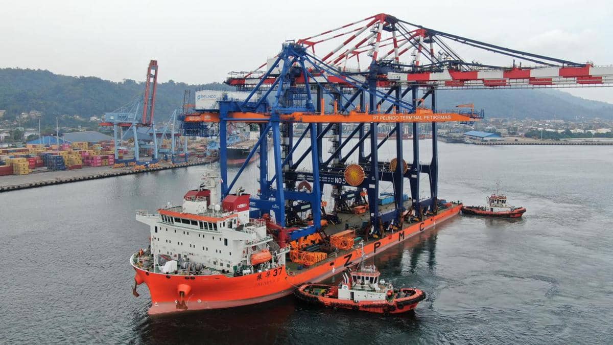 IPC TPK Panjang Tambah Crane Raksasa, Optimalkan Bongkar Muat