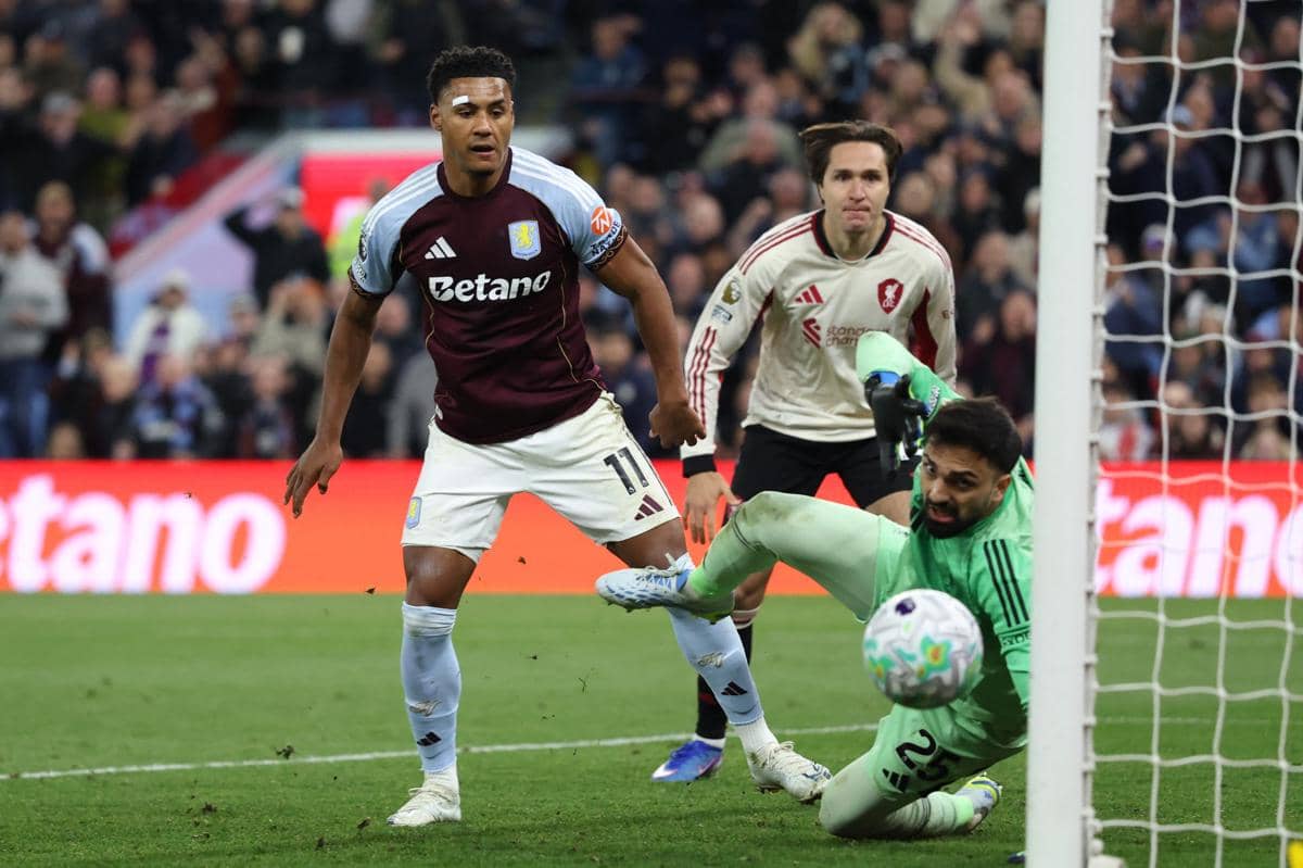 Hajar Liverpool, Aston Villa Lolos ke Liga Champions