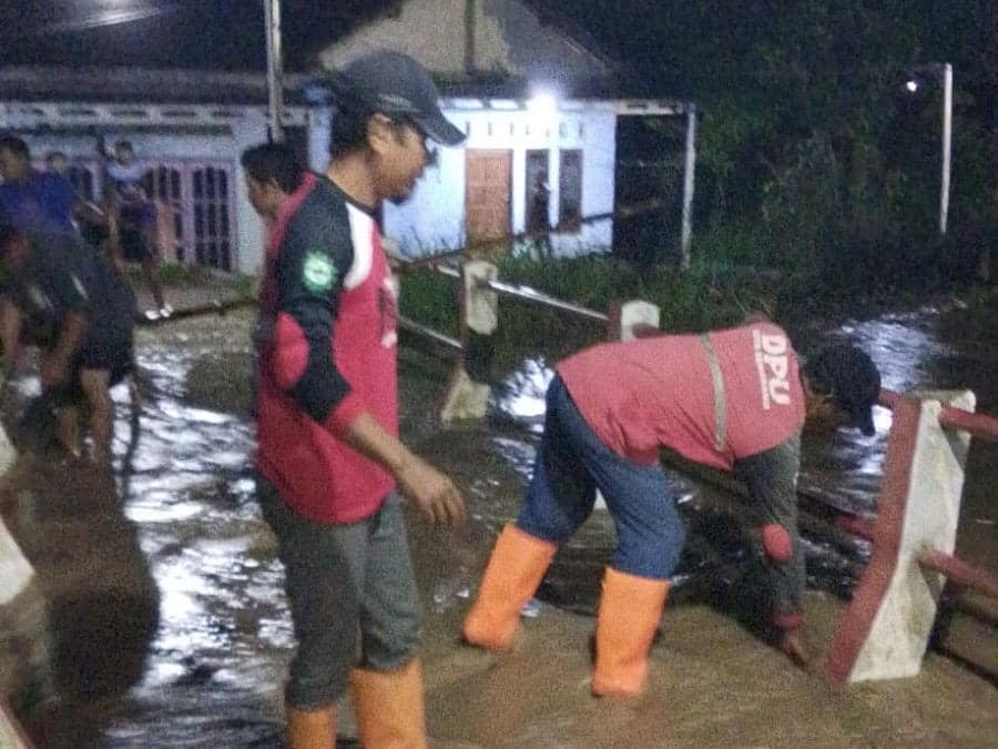 Banjir, banjir semarang, tugu, ngaliyan