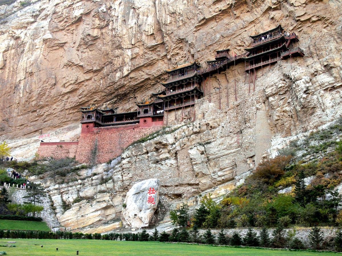 Hanging Temple China: Lokasi, Rute, Jam Buka, Harga Tiket, dan Tips Wisata