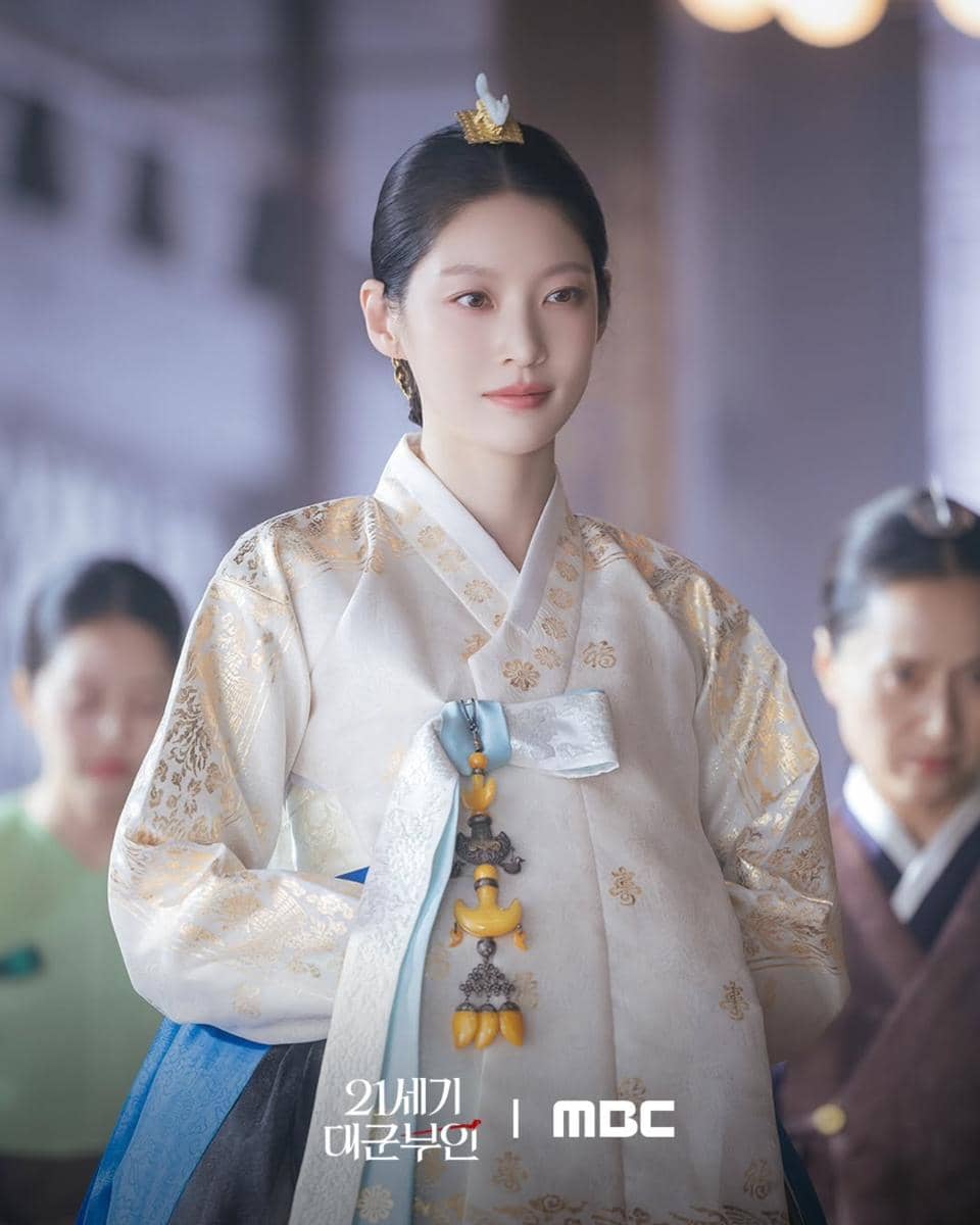 still cut drama Perfect Crown 