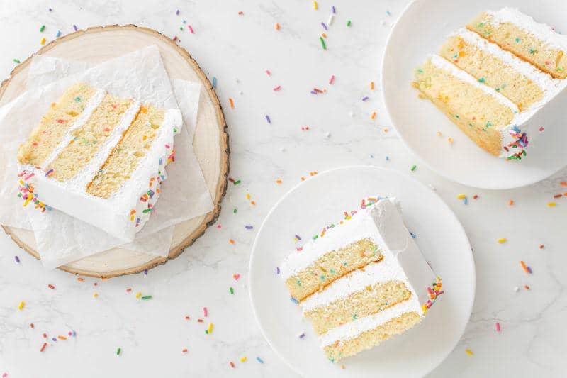 ilustrasi potongan cake