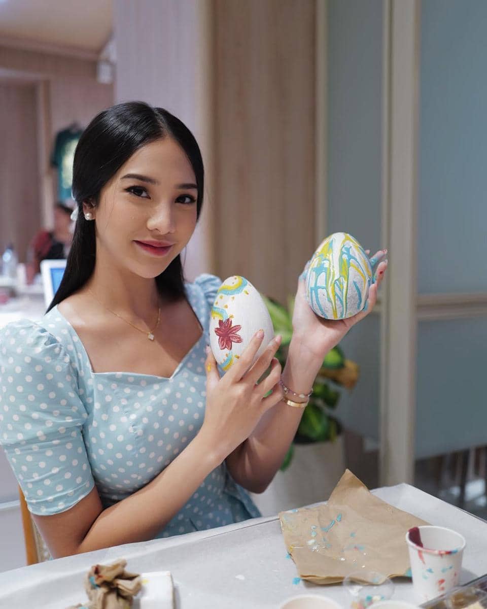 ide gaya rambut untuk hangout ala Anya Geraldine 