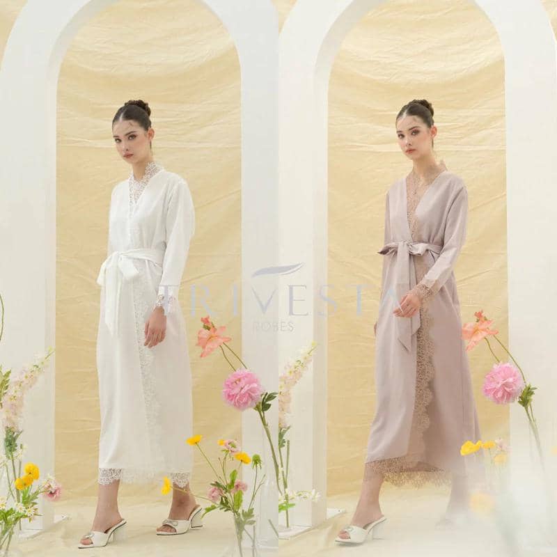 Trivesta Robes - Amora Robe
