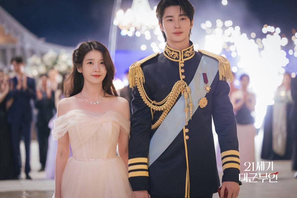 Still cut drama Perfect Crown 