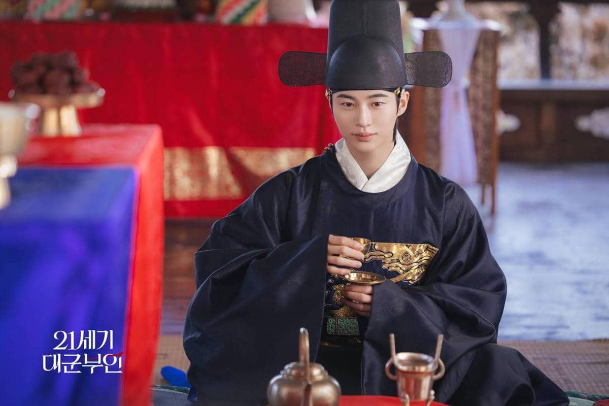 7 Alasan I An Menghapus Sistem Monarki di Ending Perfect Crown