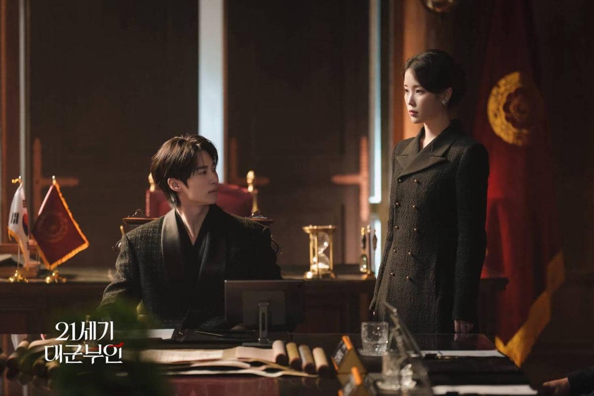 Still cut drama Perfect Crown