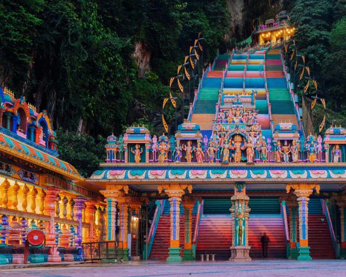 ilustrasi wisata Malaysia