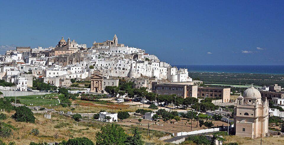 5 Fakta Ostuni, Kota Putih Italia dengan Jalanan Abad Pertengahan