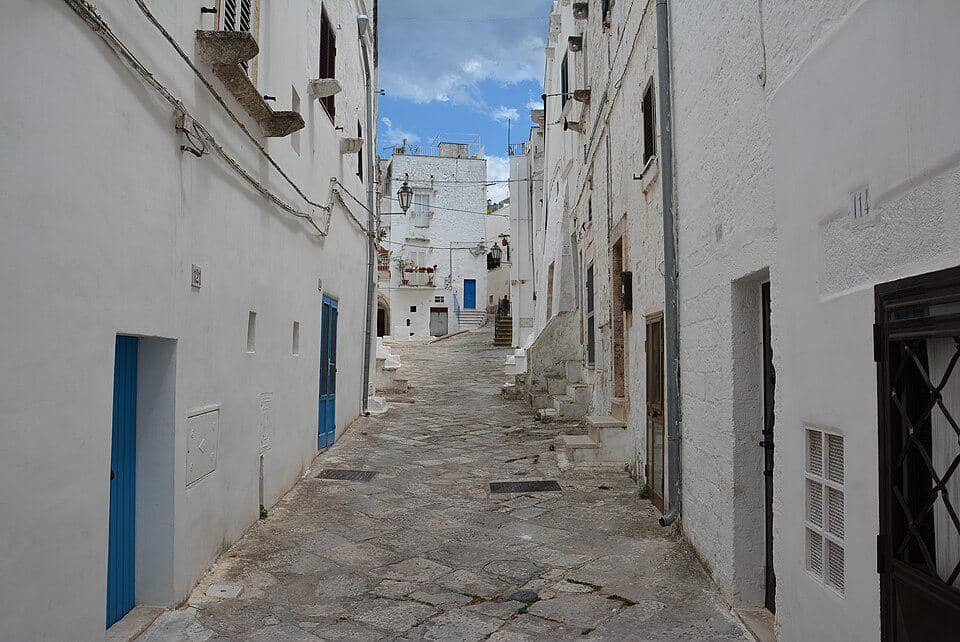 Kota Ostuni di Italia