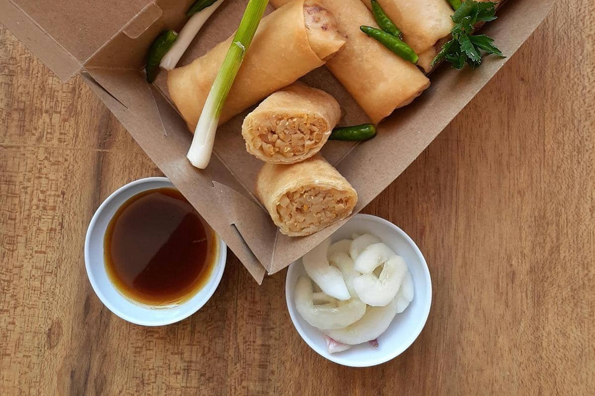 Berburu Kuliner Malam! 7 Tempat Makan Lumpia Legendaris di Semarang, Ada yang Buka 24 Jam