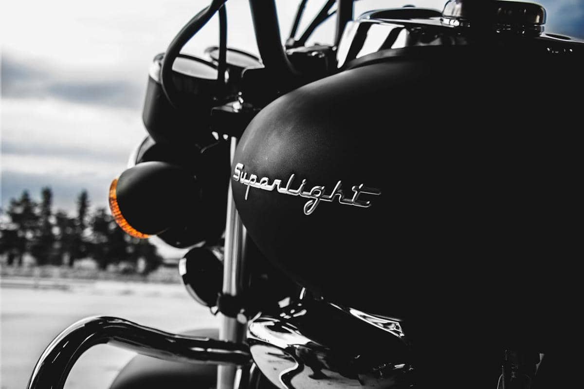 ilustrasi motor parkir