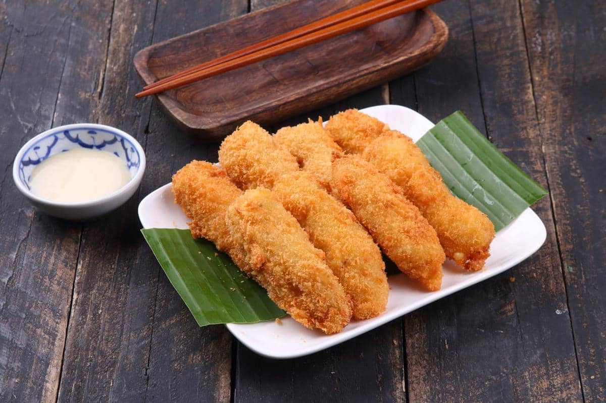 ilustrasi pisang goreng