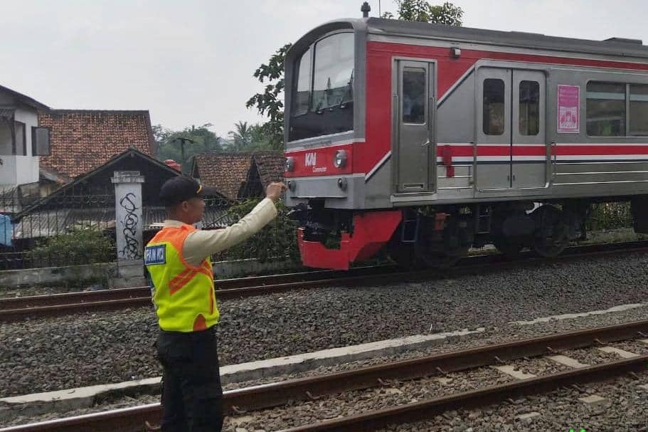 KCI Tangkap Pencuri Kabel Rel Kereta di Tanah Abang