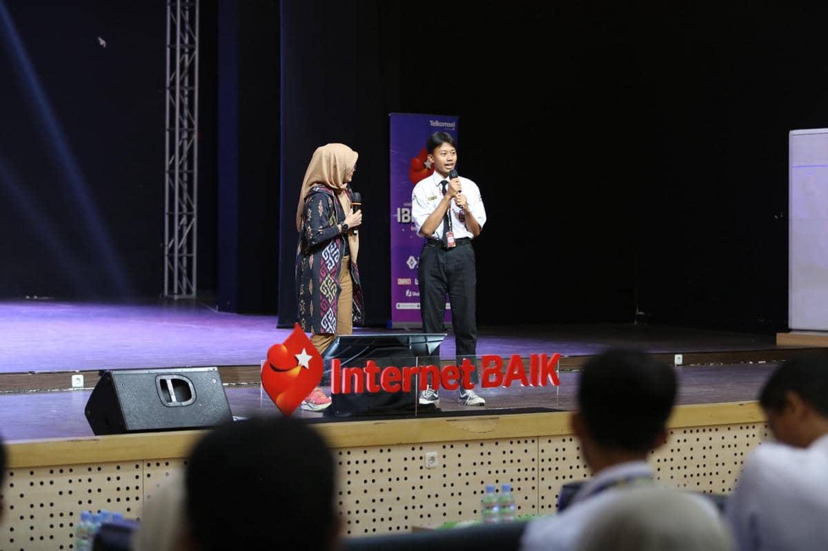 Bukan Sekadar Tren, Pelajar di Solo Dilatih Ciptakan Karya Pakai AI