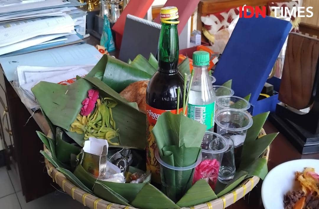 Maos Kidul Gelar Memetri Bumi, Makna Minuman Anggur Merah yang Jadi Tradisi