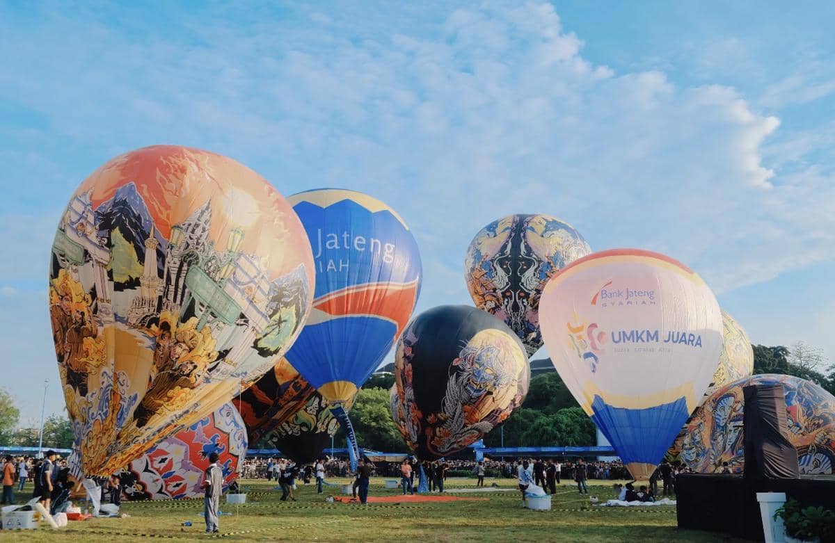 Potret Festival Balon Udara Perdana di Solo yang Diserbu Warga