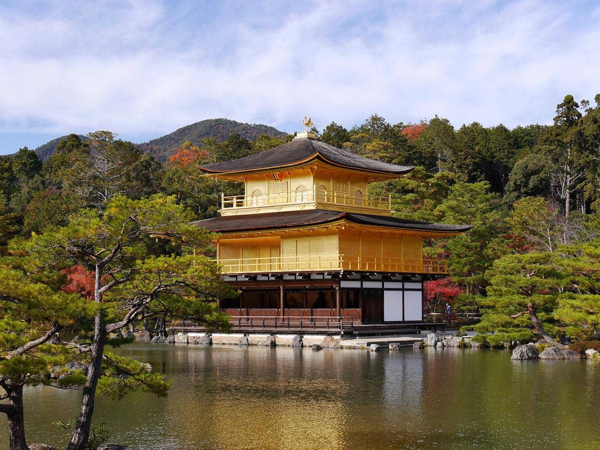 Potret Kinkaku-ji