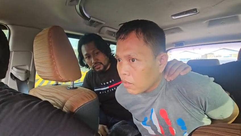 Tim Jatanras Polrestabes Makassar menangkap pria berinisial FR (30), pelaku penyekapan dan pemerkosaan mahasiswi berinisial MA (21). FR diri