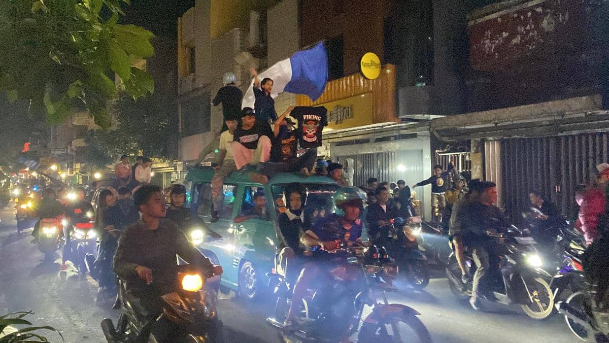 Euforia Persib di Sukabumi Pecah, Bobotoh Padati Jalan Ahmad Yani