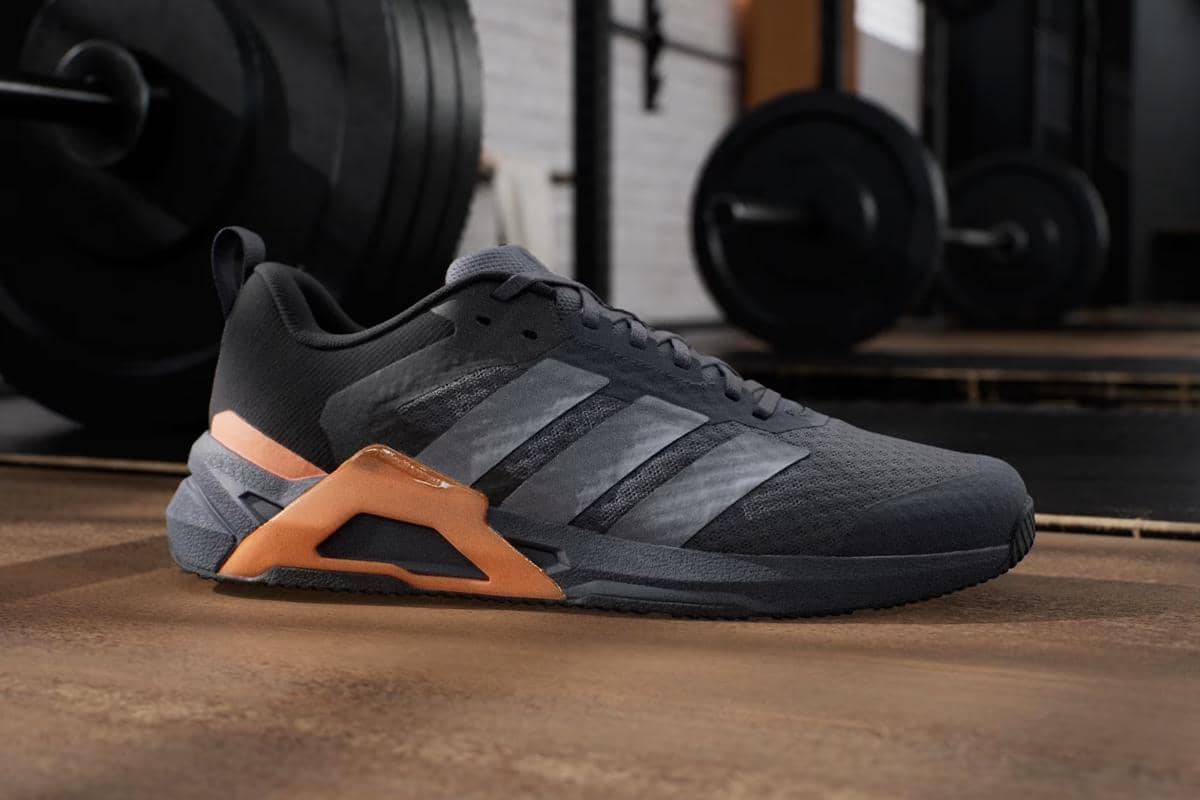 foto sepatu adidas untuk kaki lebar 