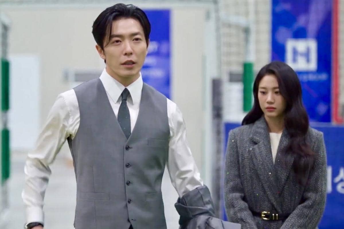 Jeon Jae Yeol (Kim Jae Wook) dalam drakor Filing for Love