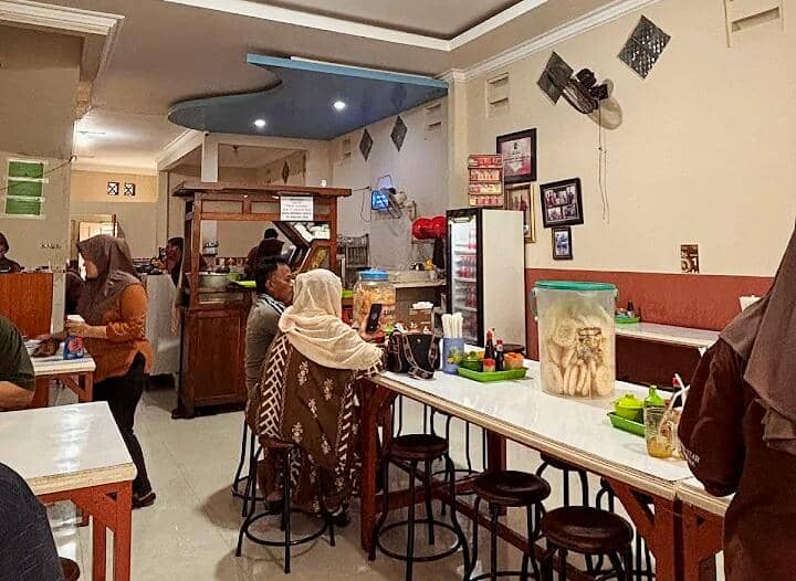 Soto Ayam Cak To Undaan Wetan, Surabaya