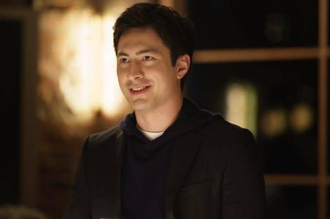 8 Fakta Peran Hudson Williams di Serial BL Kanada Heated Rivalry