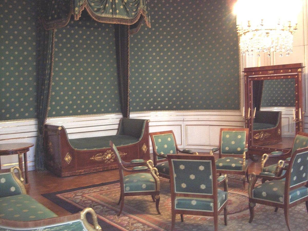 Tempat kelahiran Raja Ludwig II dari Bavaria di dalam Istana Nymphenburg.