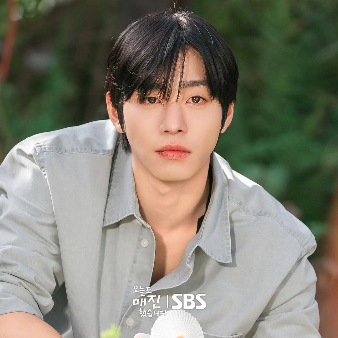 Still cut drama Sold Out on You