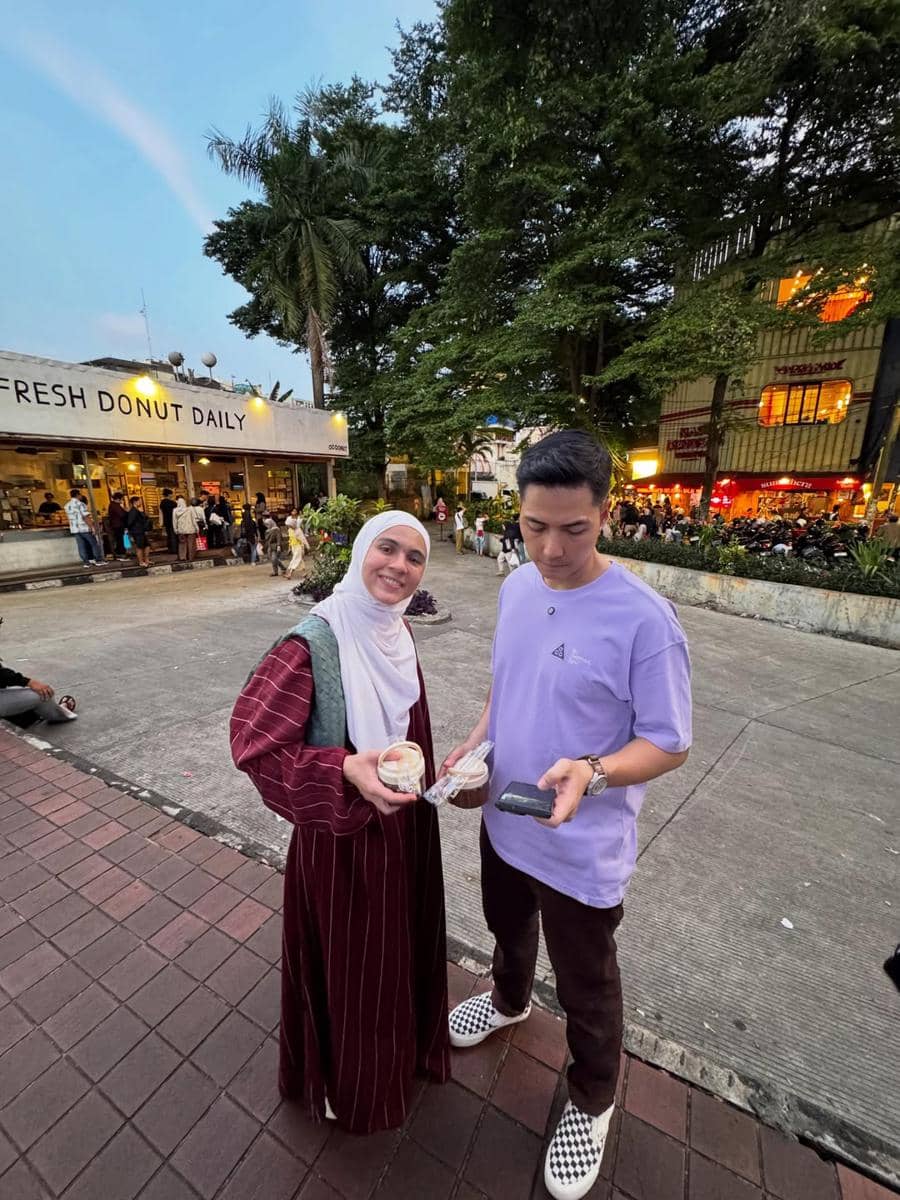 Nycta Gina dan Kinos Kulineran di Blok M