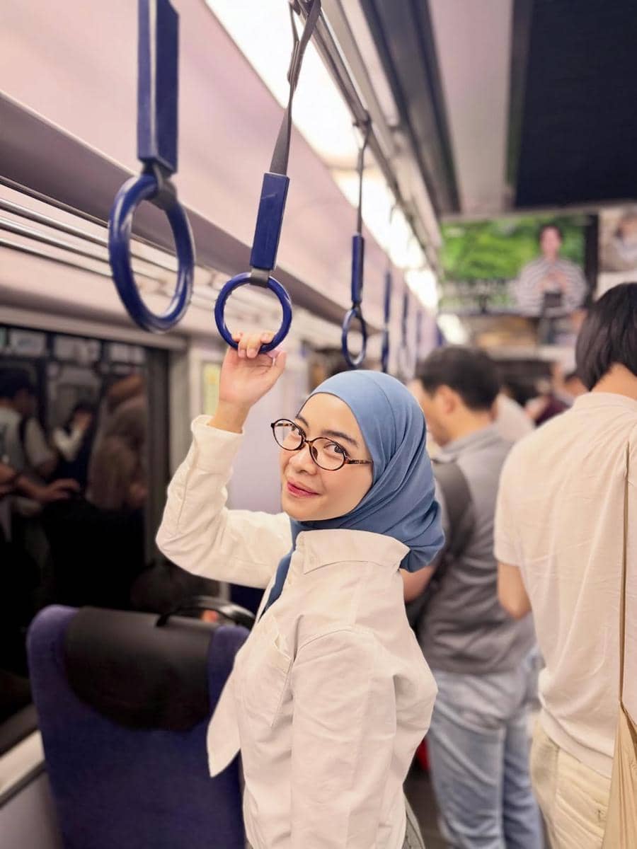 Ikbal Fauzi dan istri jalan-jalan di Kyoto