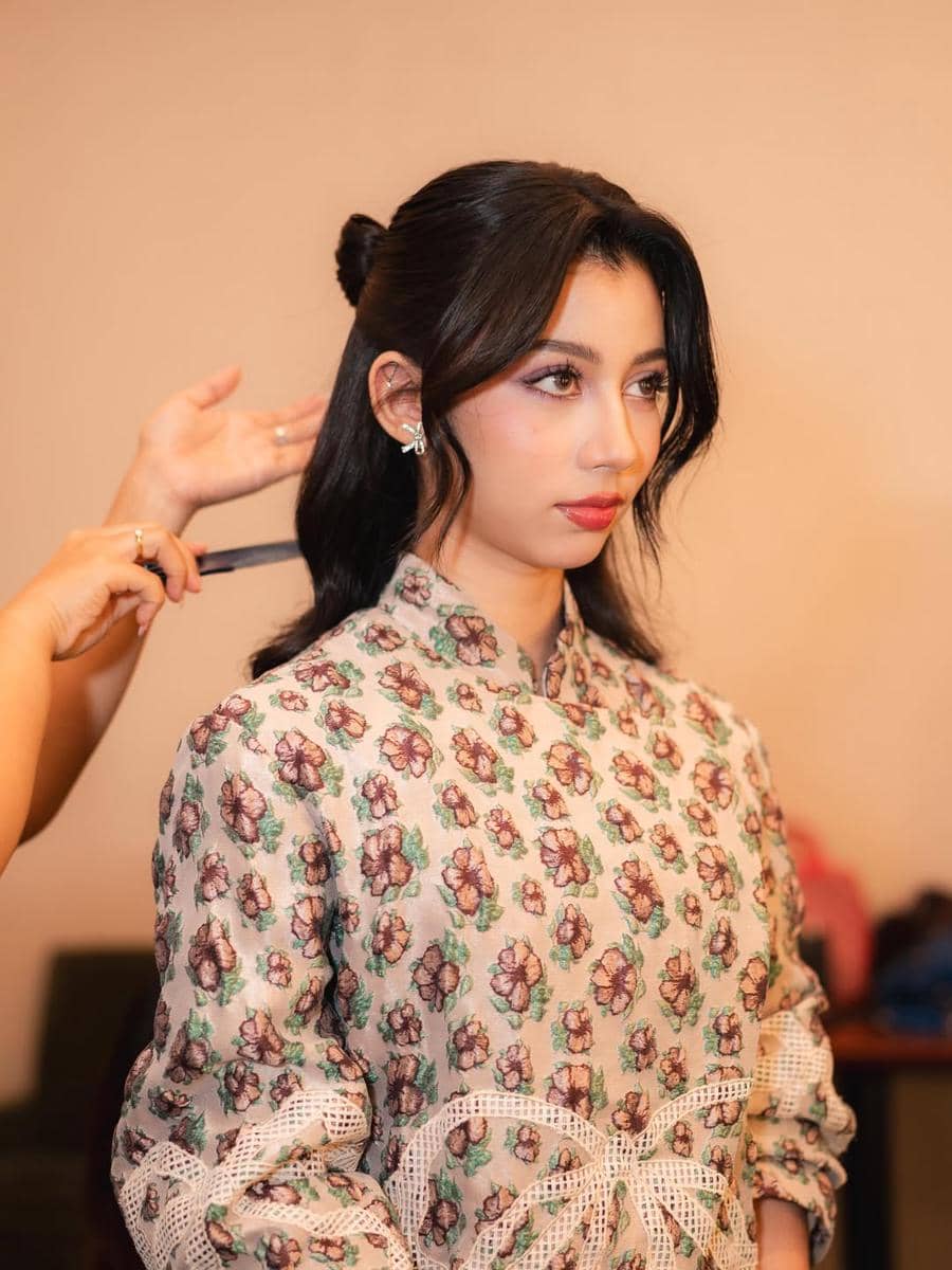 Inspirasi makeup ala Shofia Shireen