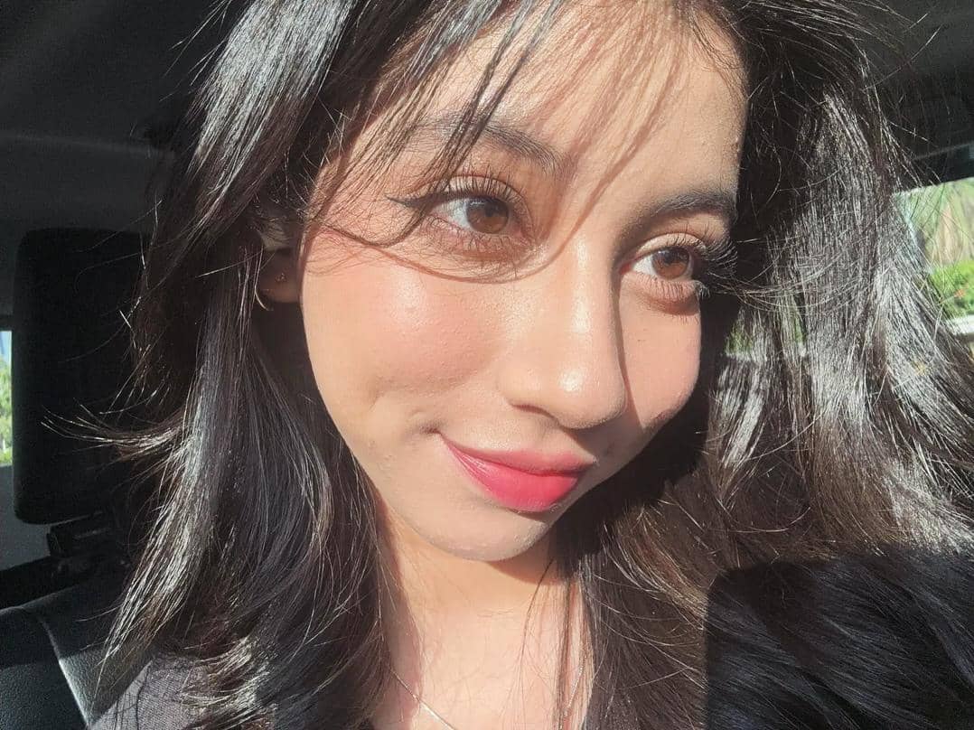 Inspirasi makeup ala Shofia Shireen
