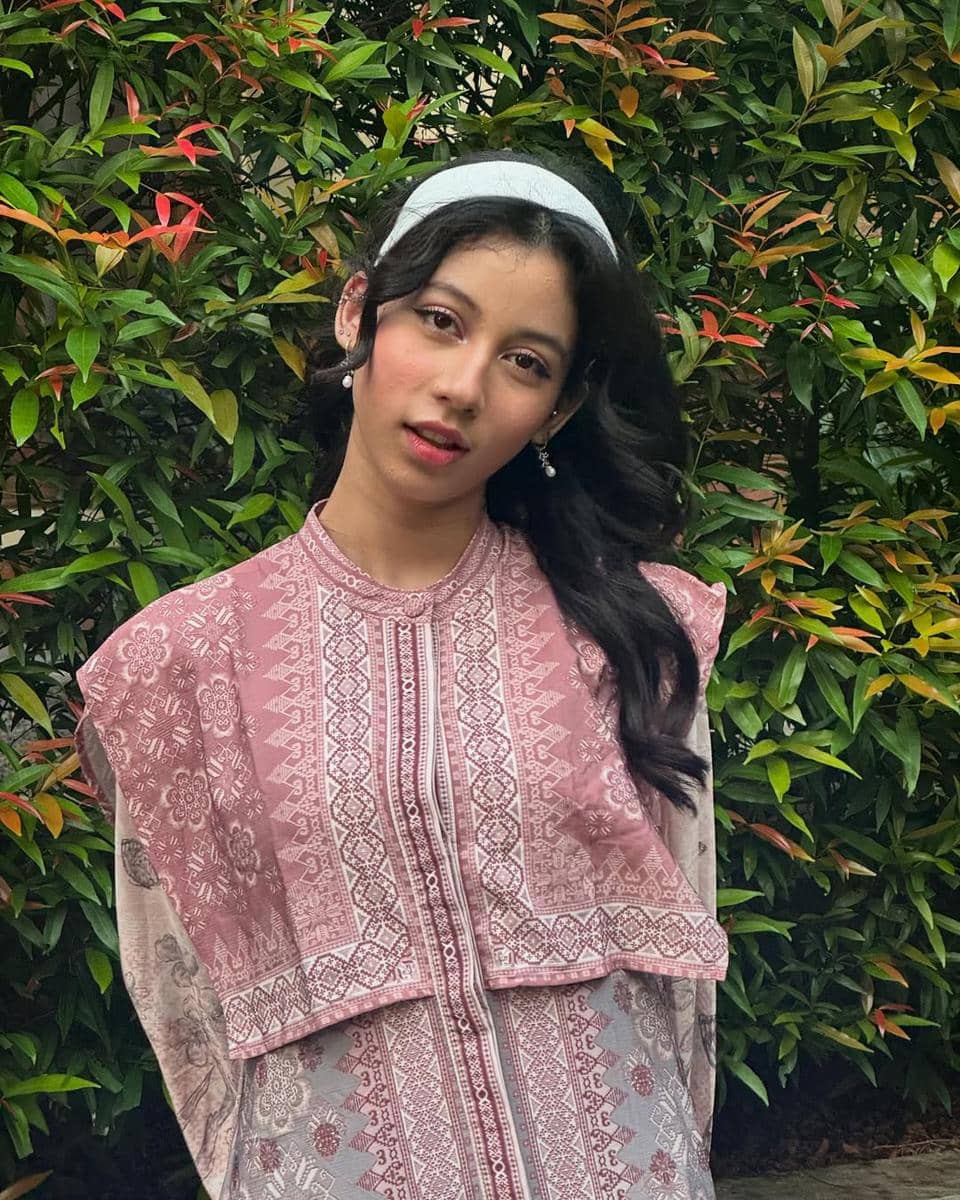 Inspirasi makeup ala Shofia Shireen