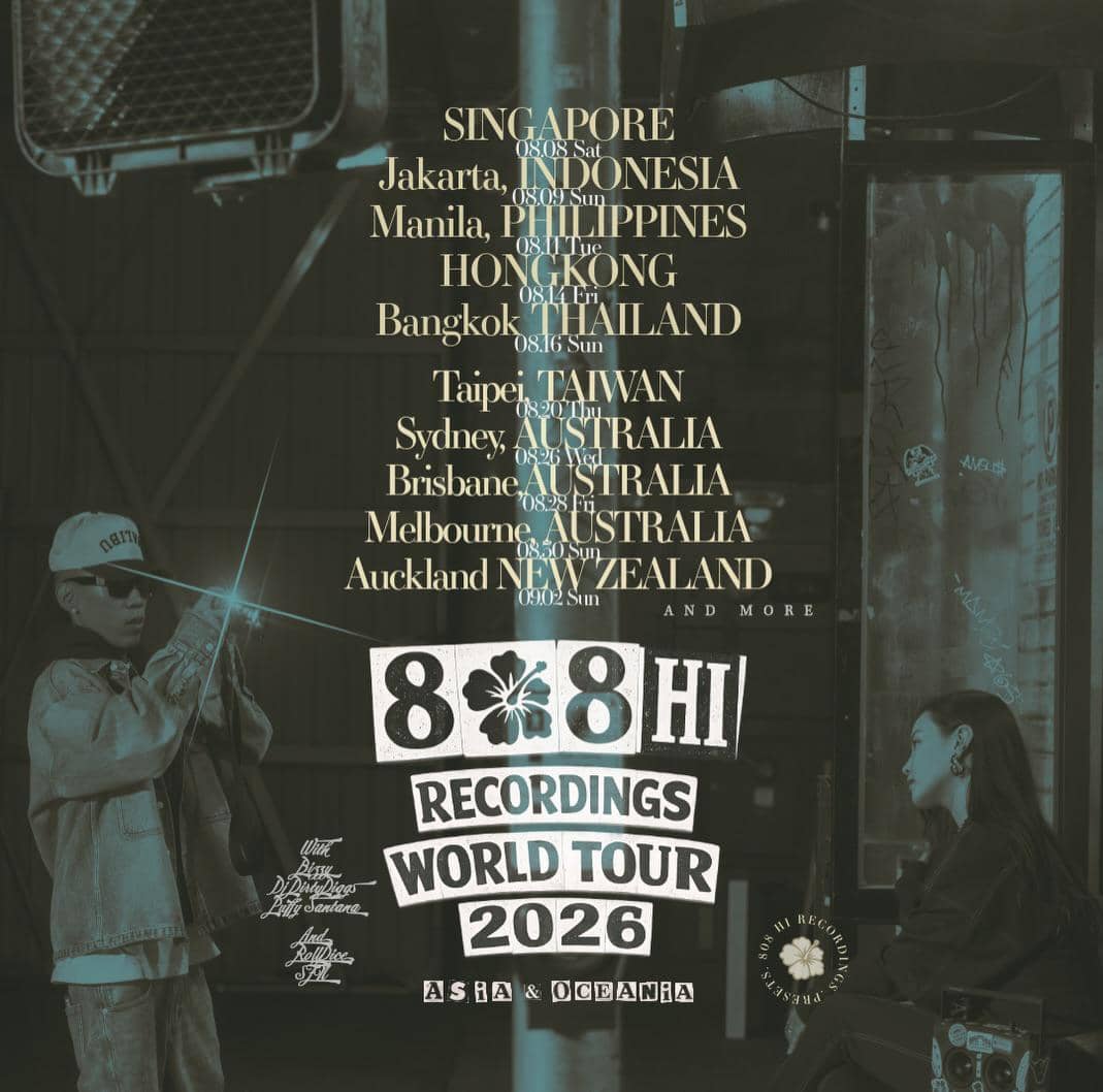 Poster tur dunia 808 HI Recordings 2026 menampilkan jadwal konser di berbagai kota Asia dan Oseania dengan dua musisi di latar belakang.