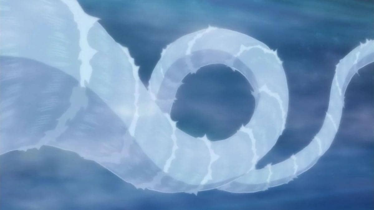 Fenomena pusaran air besar berwarna putih berbentuk spiral di lautan yang dikenal sebagai Whitestrom dari serial animasi One Piece.
