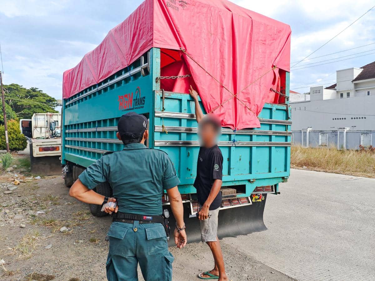 Balai Penegakan Hukum Kehutanan Wilayah Sulawesi menemukan pengangkutan kayu tanpa dokumen legalitas yang sah campuran dari Desa Beteleme, K