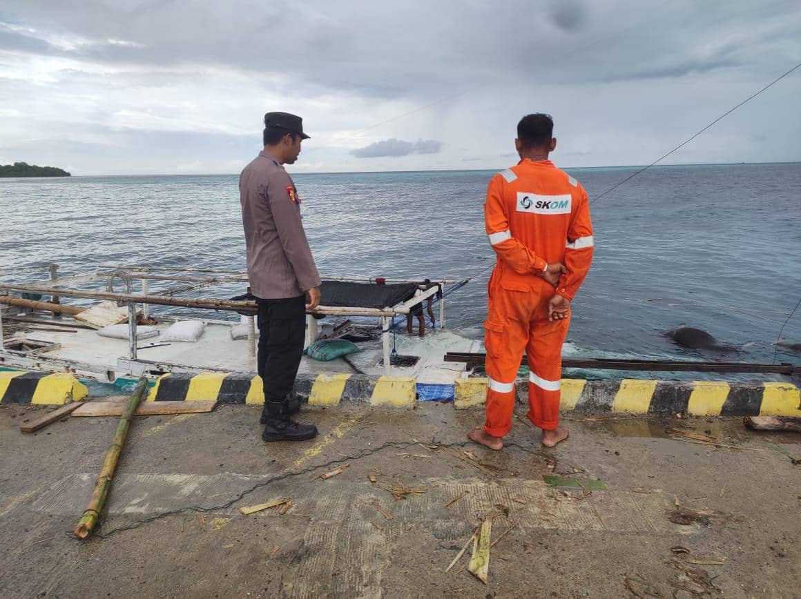 Puluhan ekor sapi tenggelam di pelabuhan Selayar, Sulawesi Selatan, Senin (18/5/2026). Dok. Humas Polres Selayar