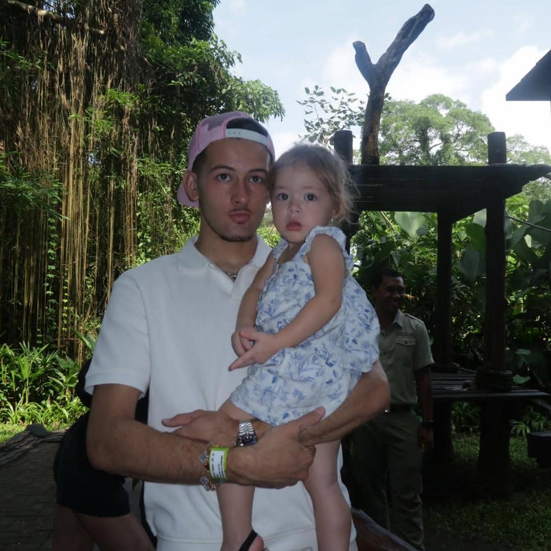 OOTD Justin Hubner dan Kamari 