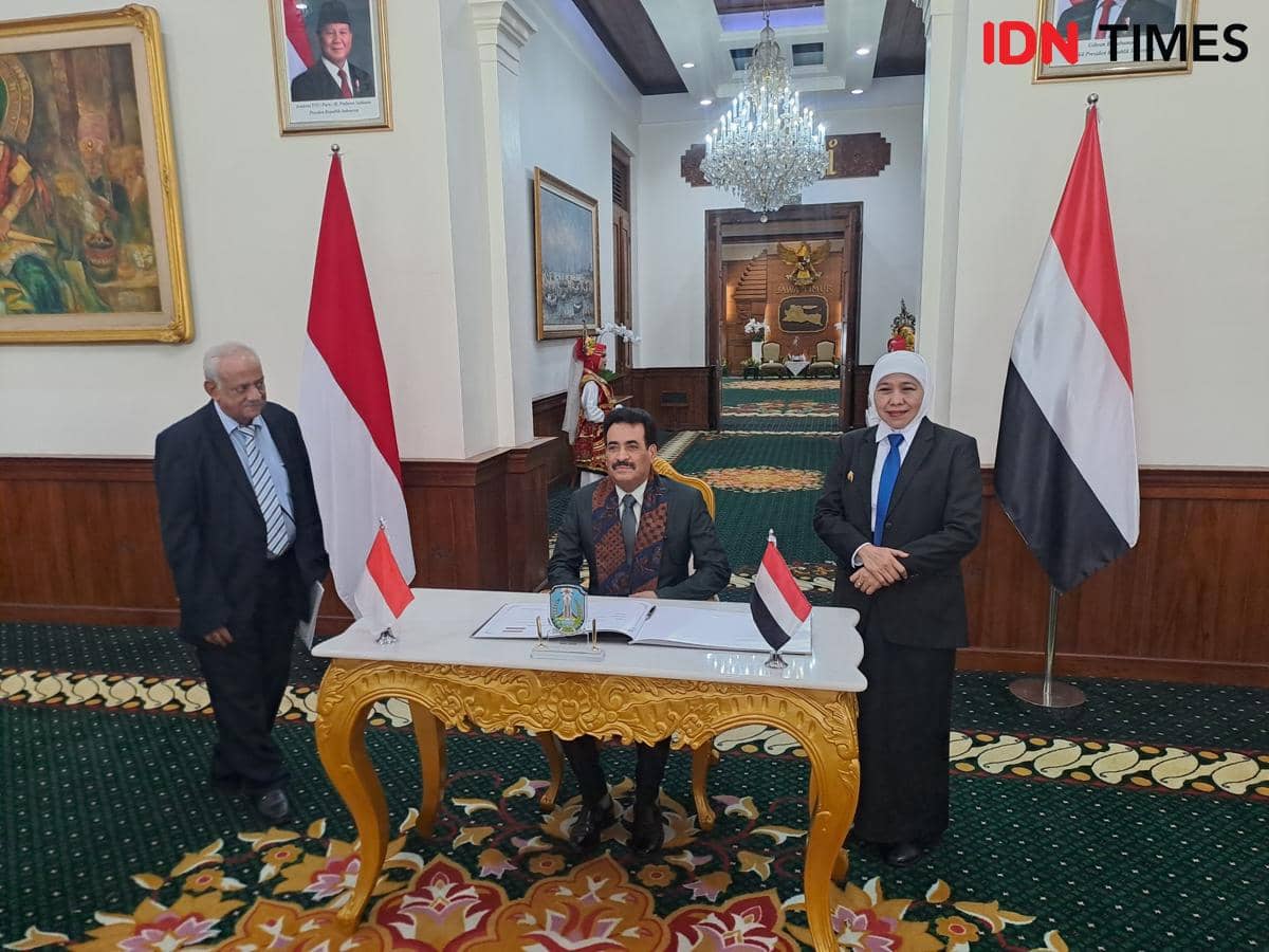 Khofifah Jajaki Deal Pendidikan dan Dagang Jatim dengan Yaman