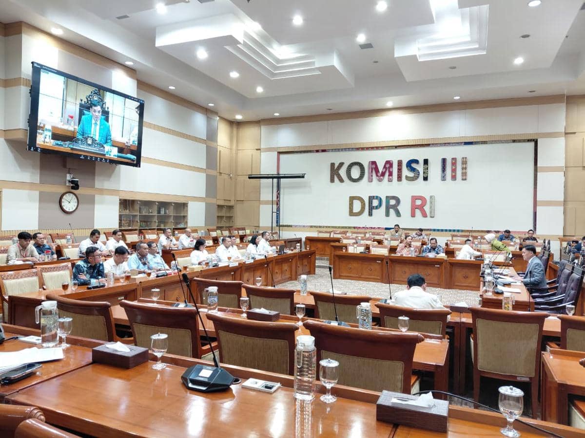 Agenda Rapat Dengar Pendapat Umum (RDPU) bersama Komisi III DPR RI mengenai situasi konflik agraria, kriminalisasi petani, serta evaluasi te