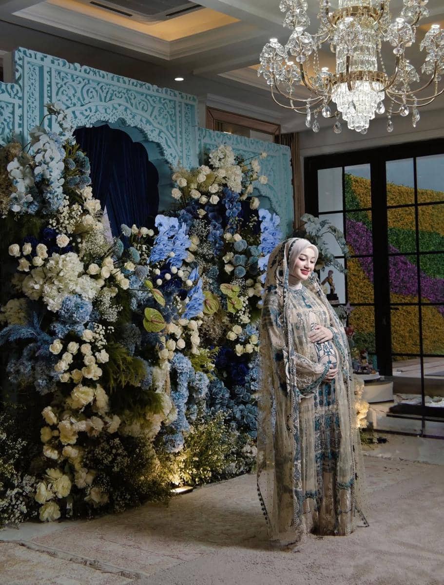 So much of this I was shaped by love, loss, healing, and now… you🤰🏻🥹🤍🌈✨#MasyaAllahTabarakal (4).jpg