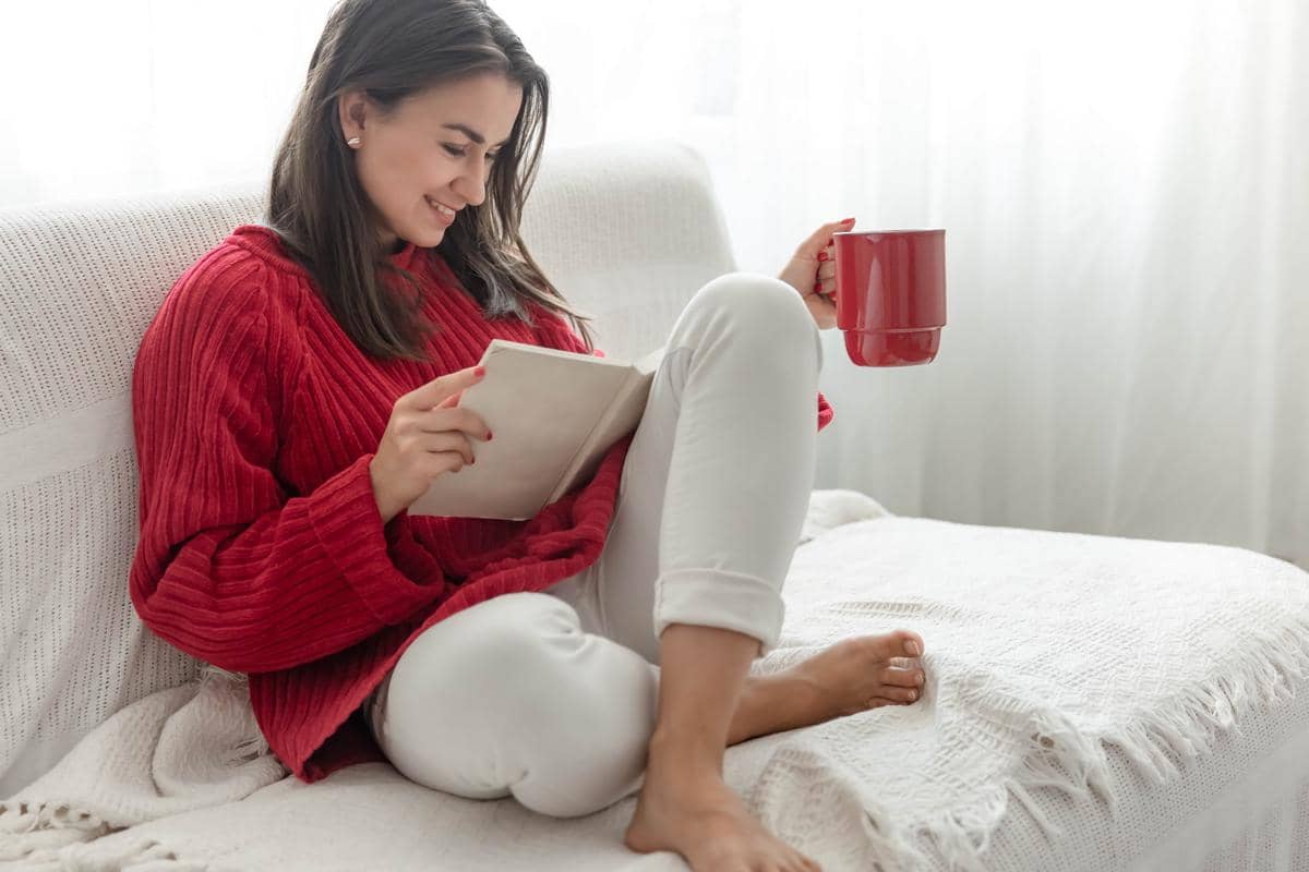 5 Cara Recharge Energi lewat Me Time Santai di Rumah