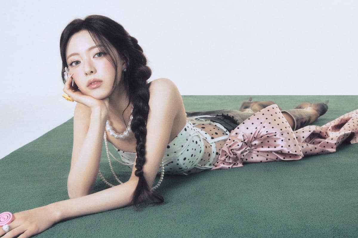 potret ITZY di mini album Motto